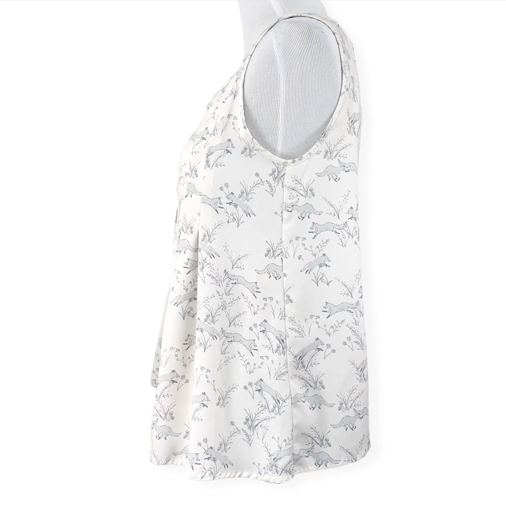LC Lauren Conrad Fox Print Sleeveless Blouse - Picture 8 of 12